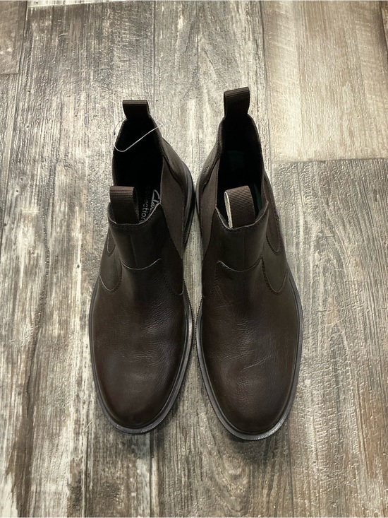 Clarks Men\'s Dark Brown Leather Chukka Chelsea Boots main image 6